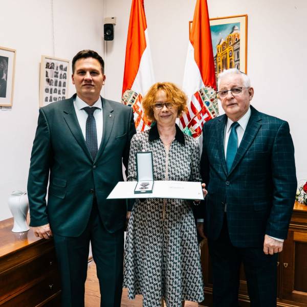 10.27 fonkonzulatus kituntetes-18.jpg